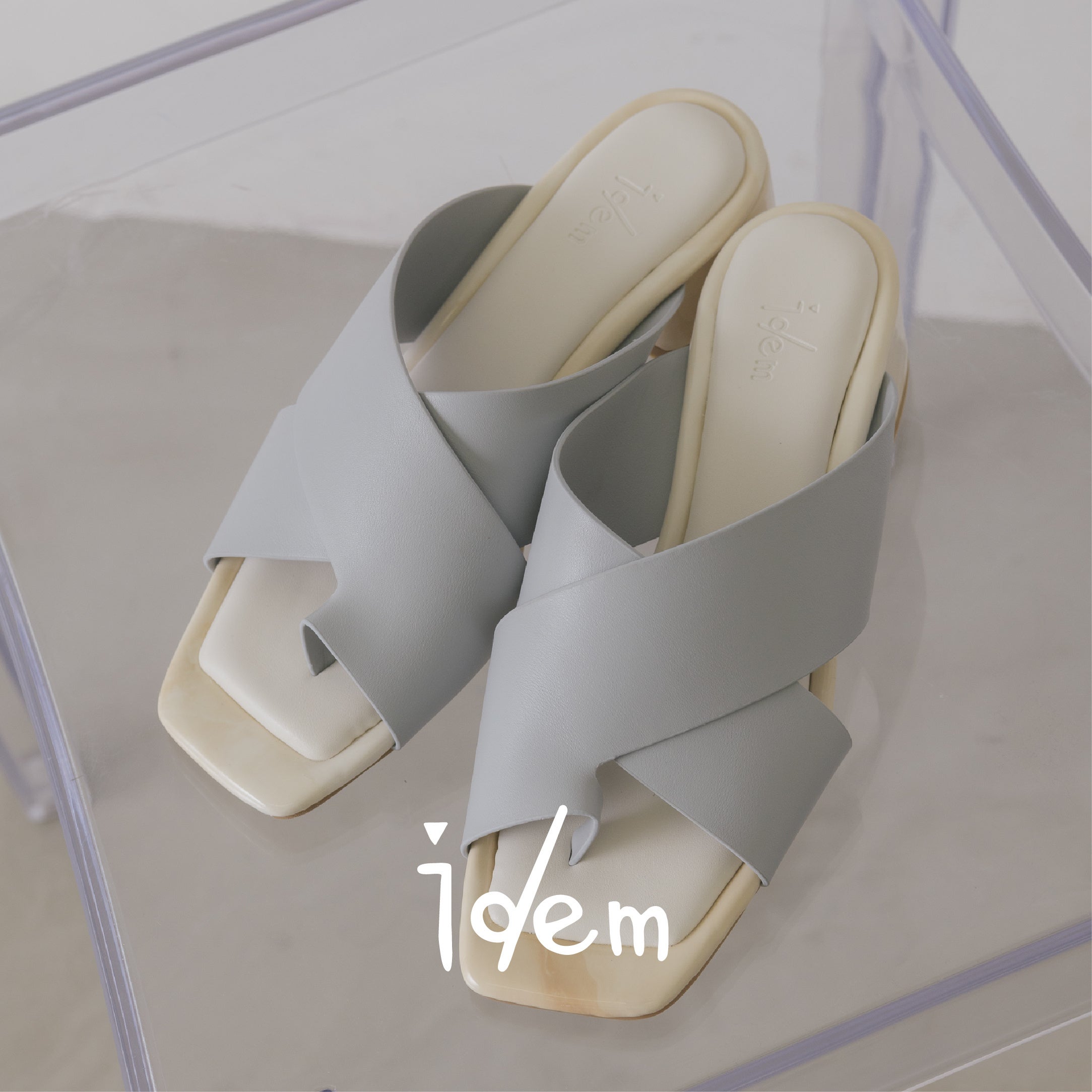 marble thong sandals