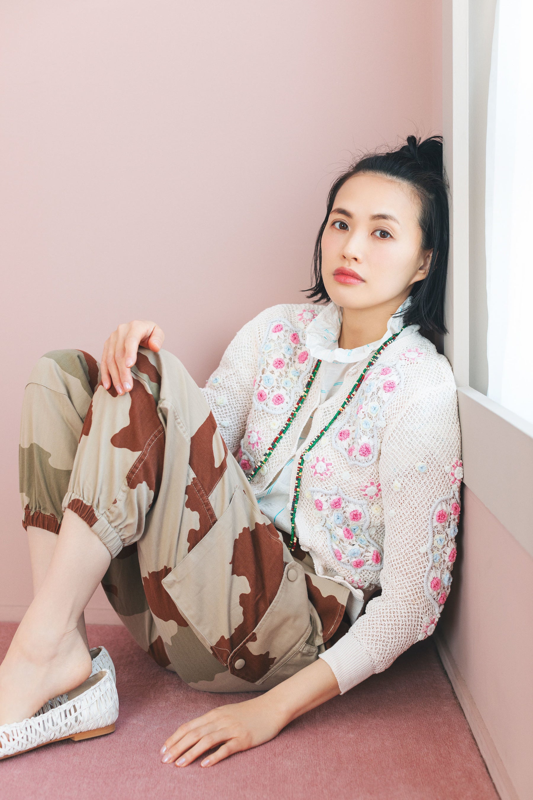 臼田あさ美さんがこの春リアルに着たいアイテムを紹介