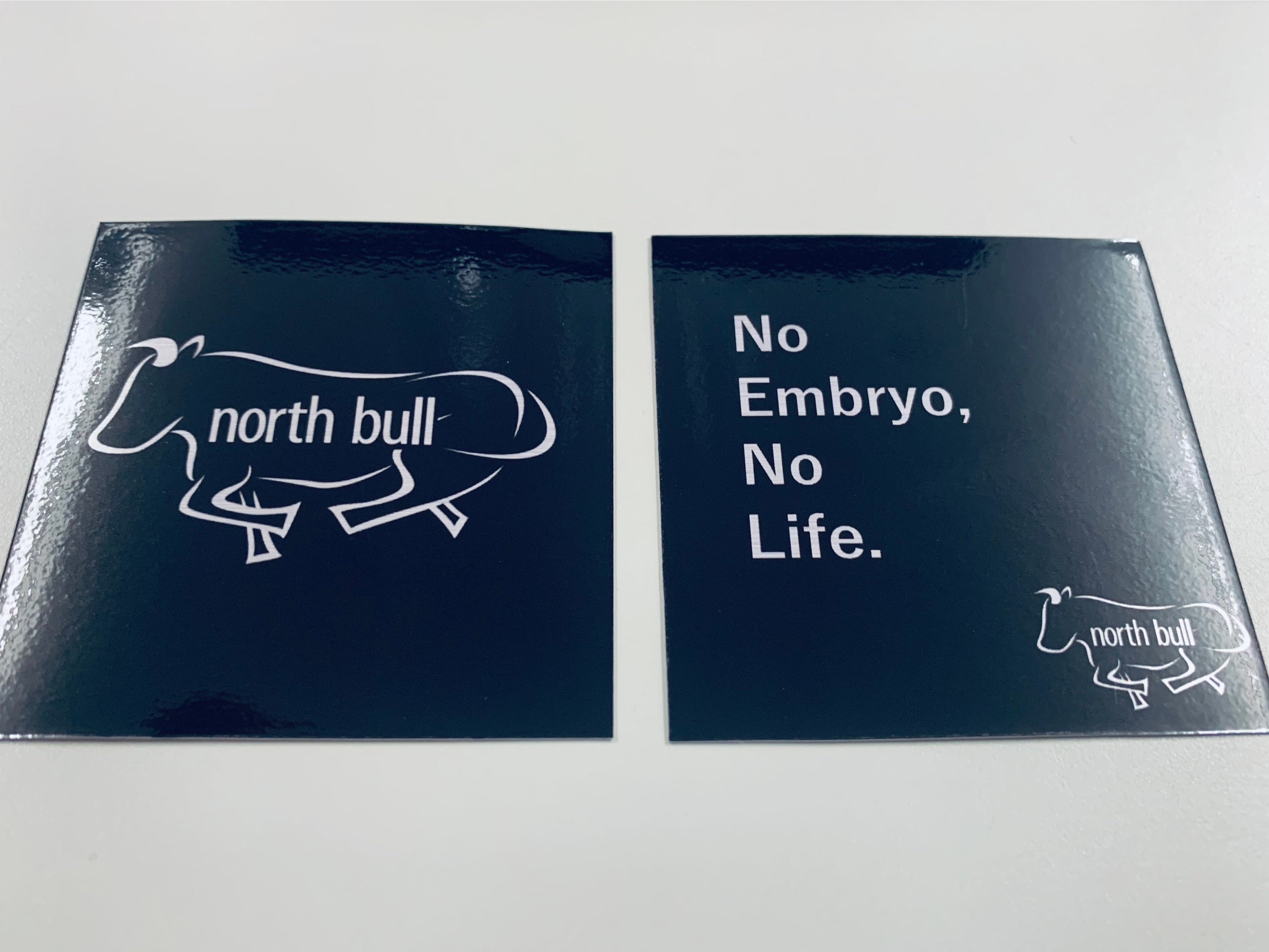 体験ブース参加者に配布するステッカー