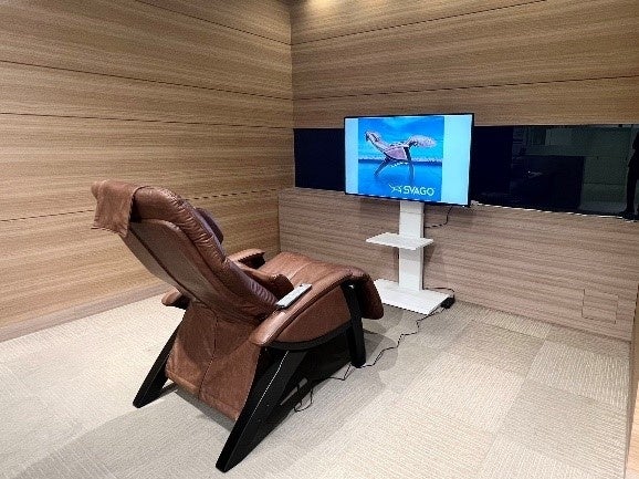 日本初上陸！COZZIA 無重力リラックスチェア 　体験スペース