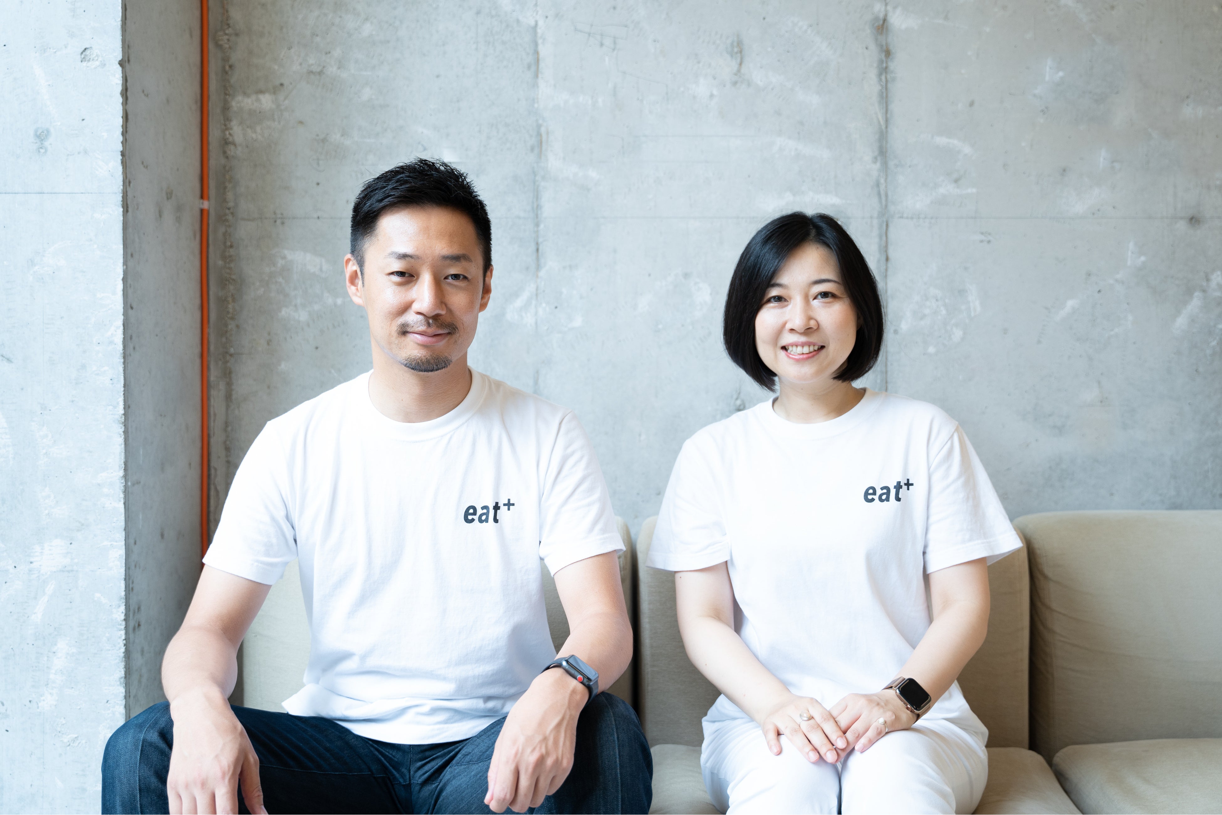 共同創業者の四橋健（左）と手嶋英津子（右）