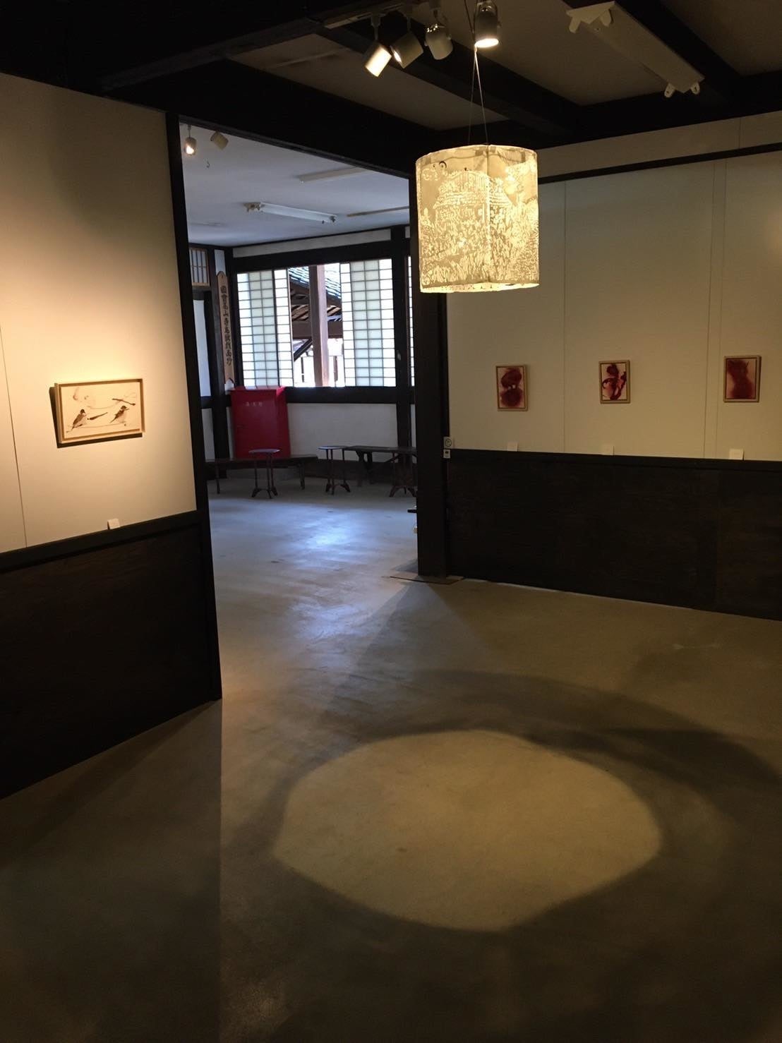 切り絵が魅せる光と影