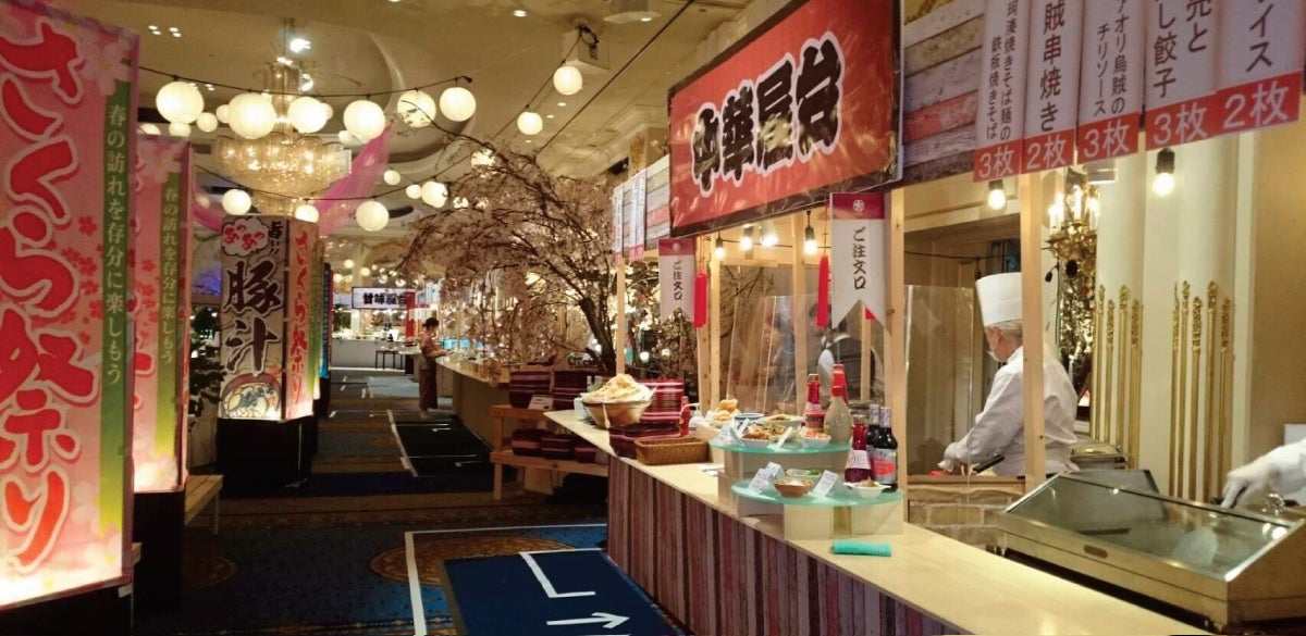 和洋中の各屋台ブース