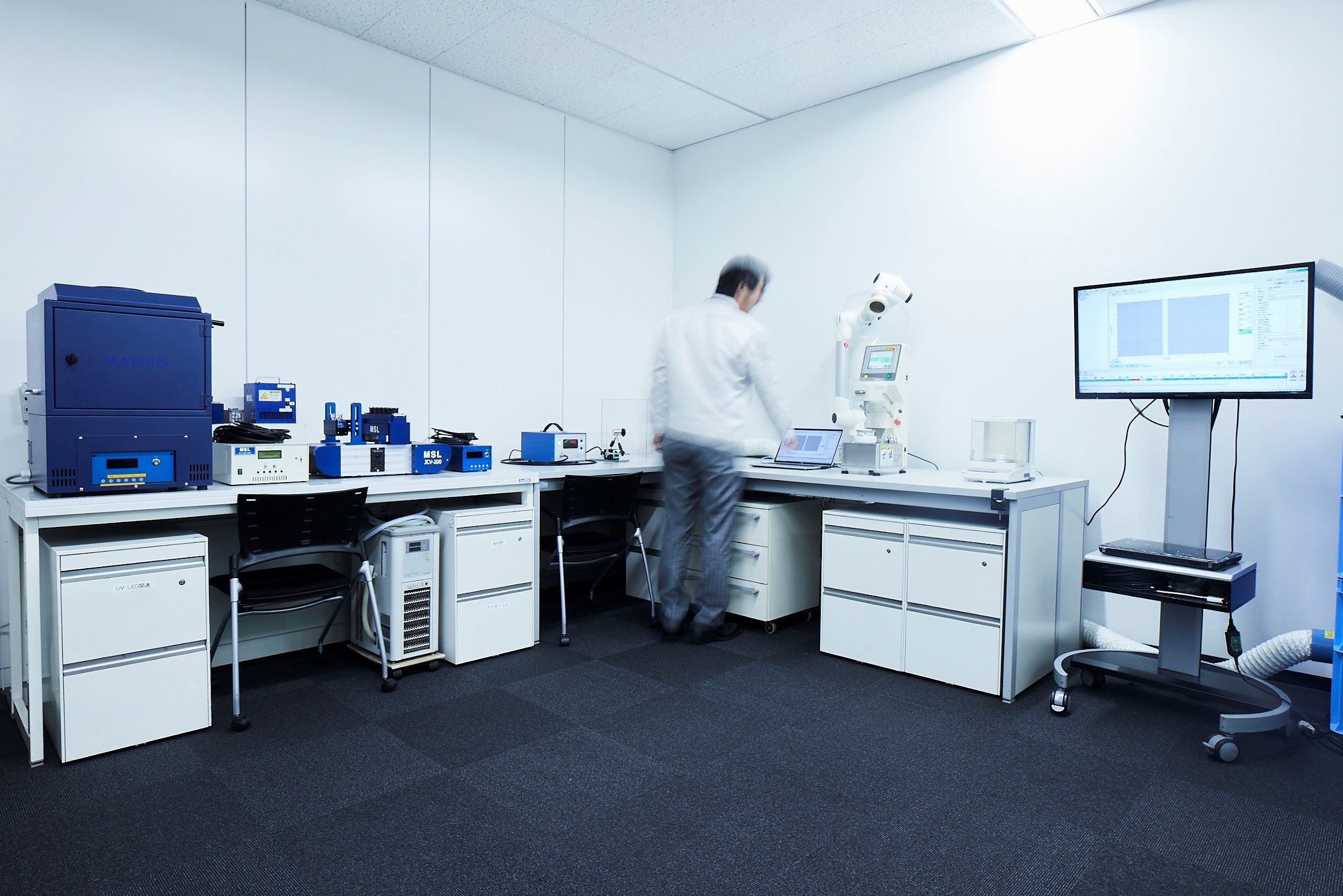 新横浜駅5分のデモルーム