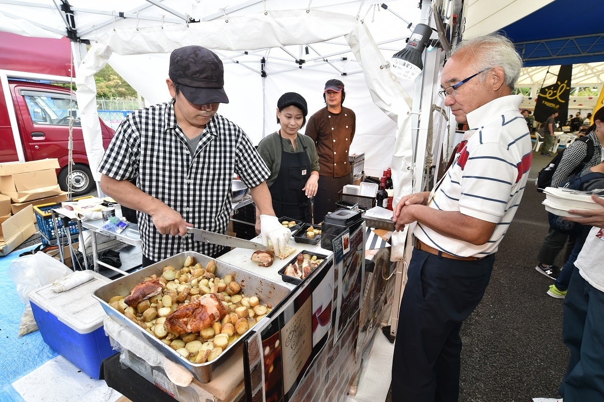 ル・ヴィラージュ　ボンジュール　フランス