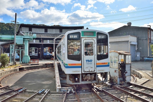 【こどもの休日の過ごし方】電車博士キャンプ【静岡 撮り鉄旅&天竜浜名湖鉄道 洗車機/転車台/車両乗車体験!編】 【こどもの休日の過ごし方】電車博士キャンプ【静岡 撮り鉄旅&天竜浜名湖鉄道 洗車機/転車台/車両乗車体験!編】