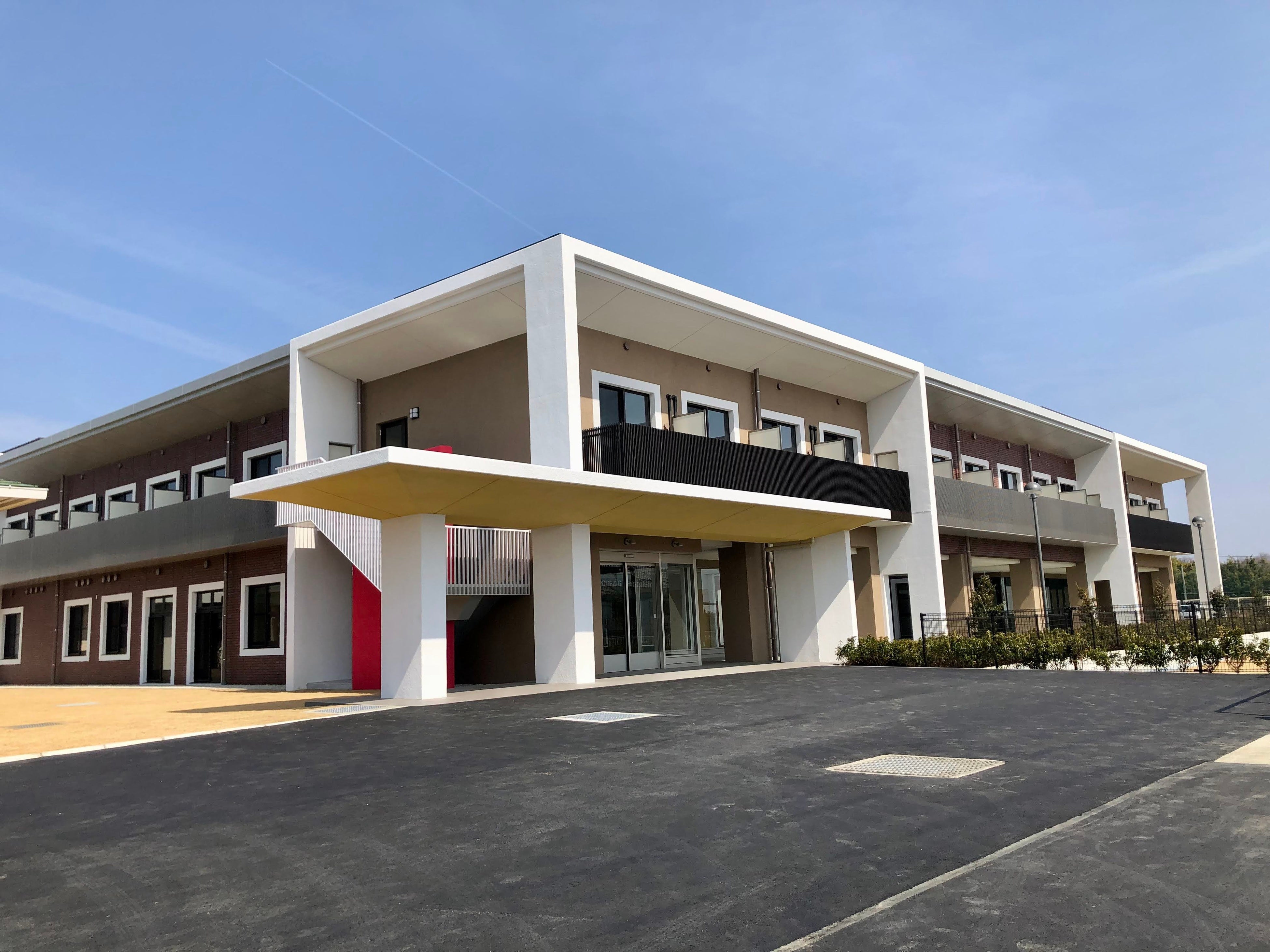 新棟　外観写真