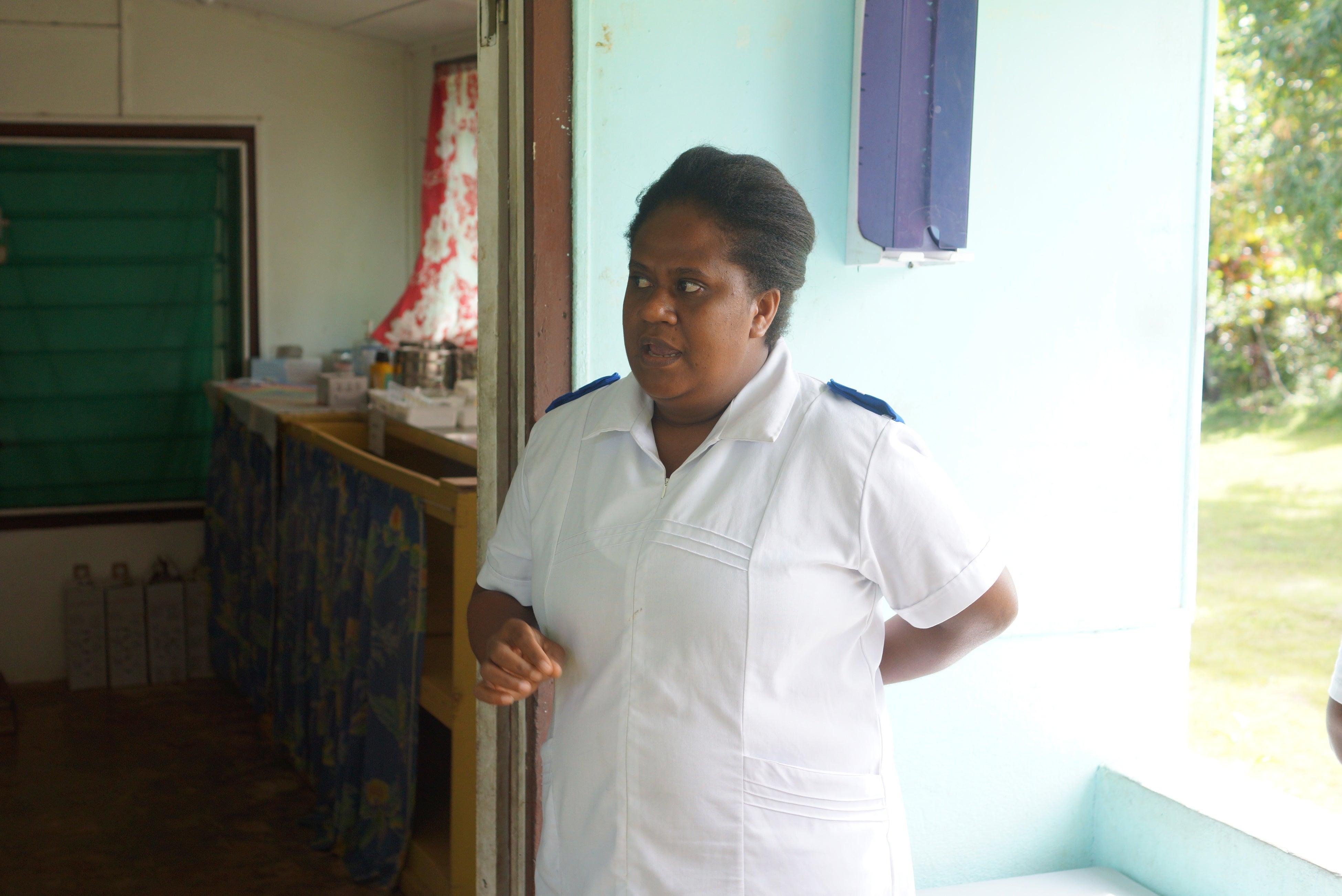 インタビューに答えるケレンさん