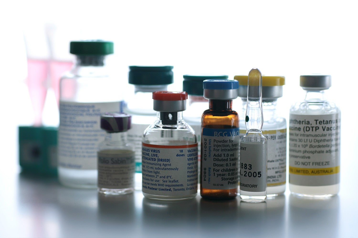 BCGを含む各種ワクチン