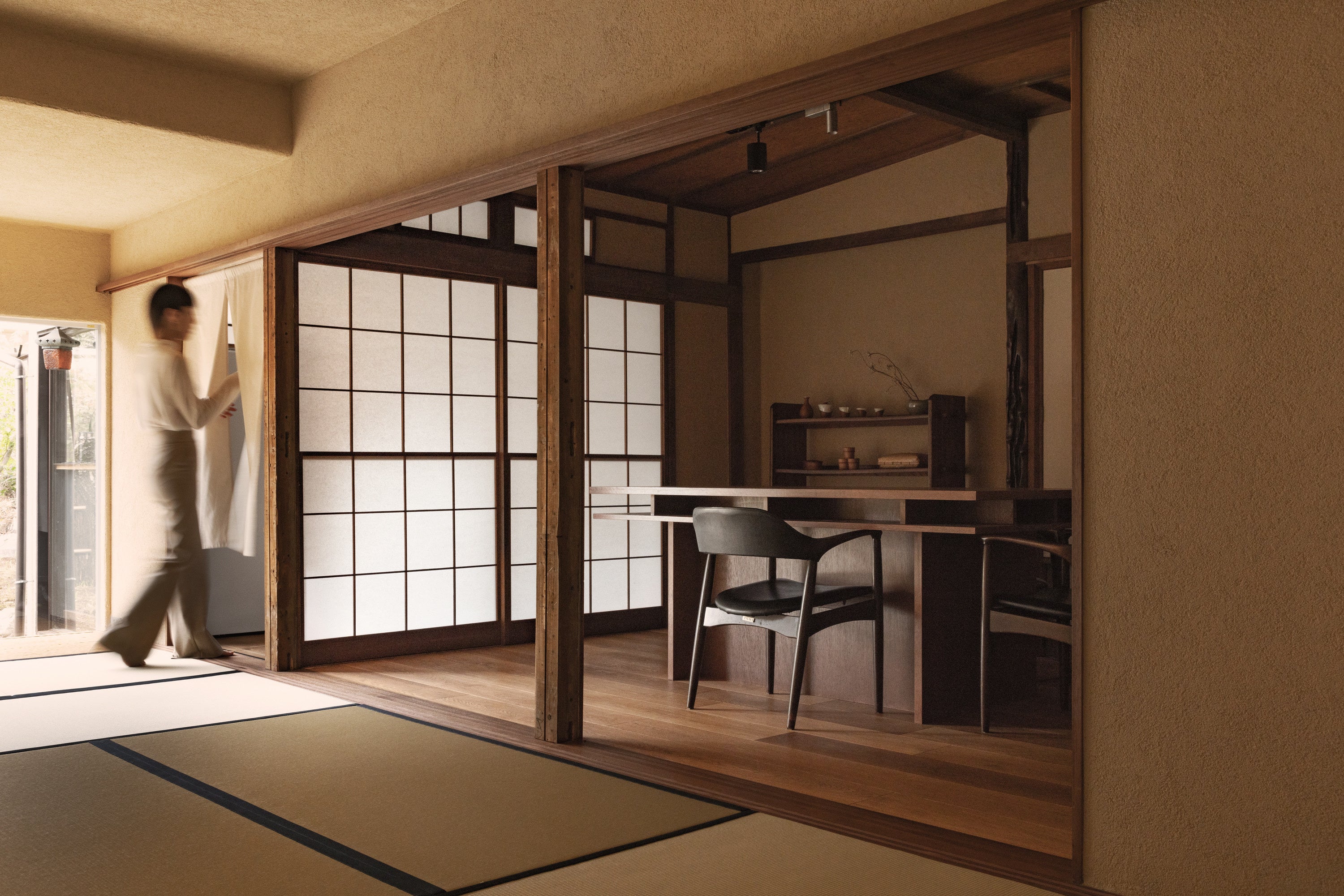 ギャラリーをみる。什器は展示だけでなく様々なイベントに対応できる仕様。