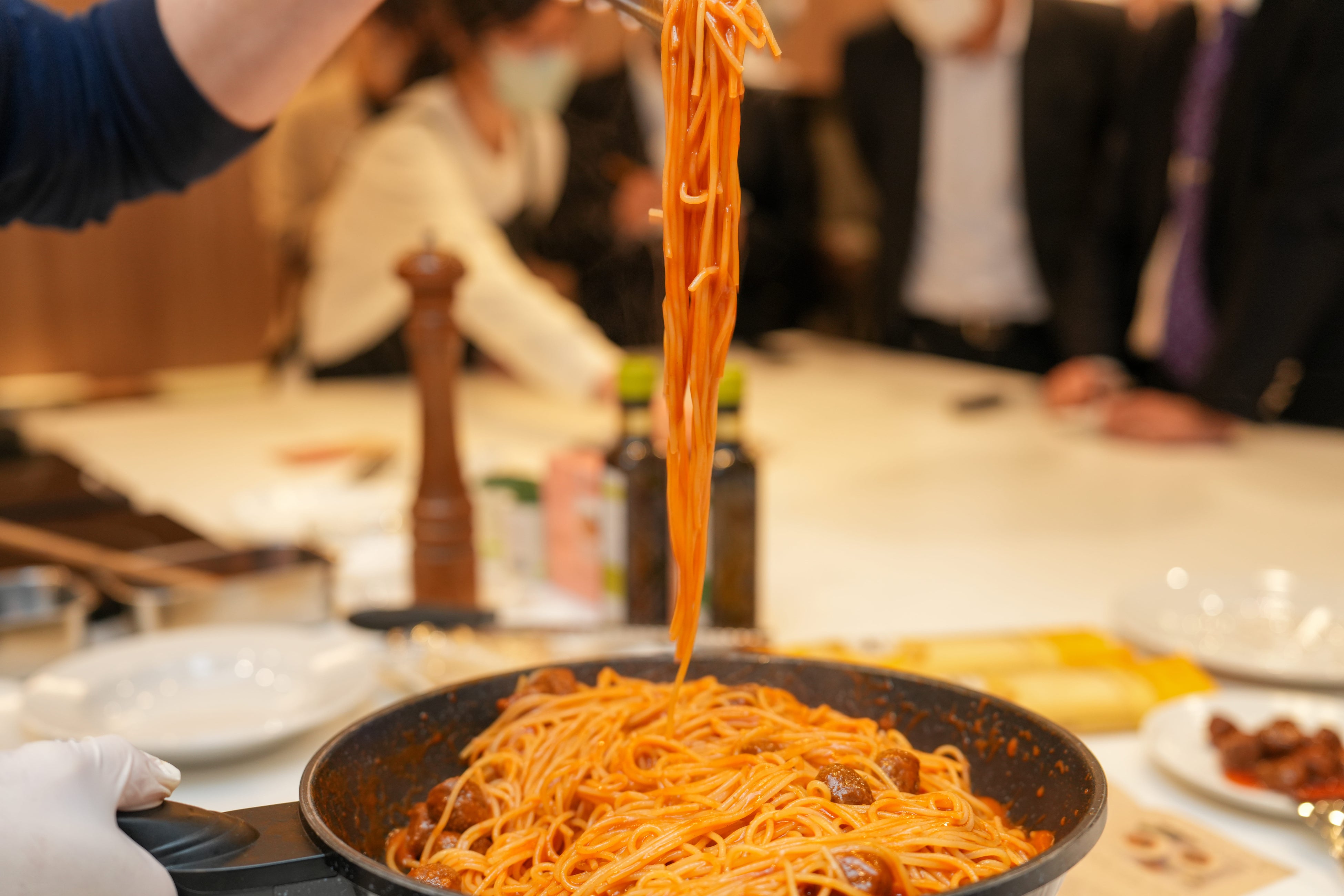 KEITAシェフによる調理デモンストレーションの様子2