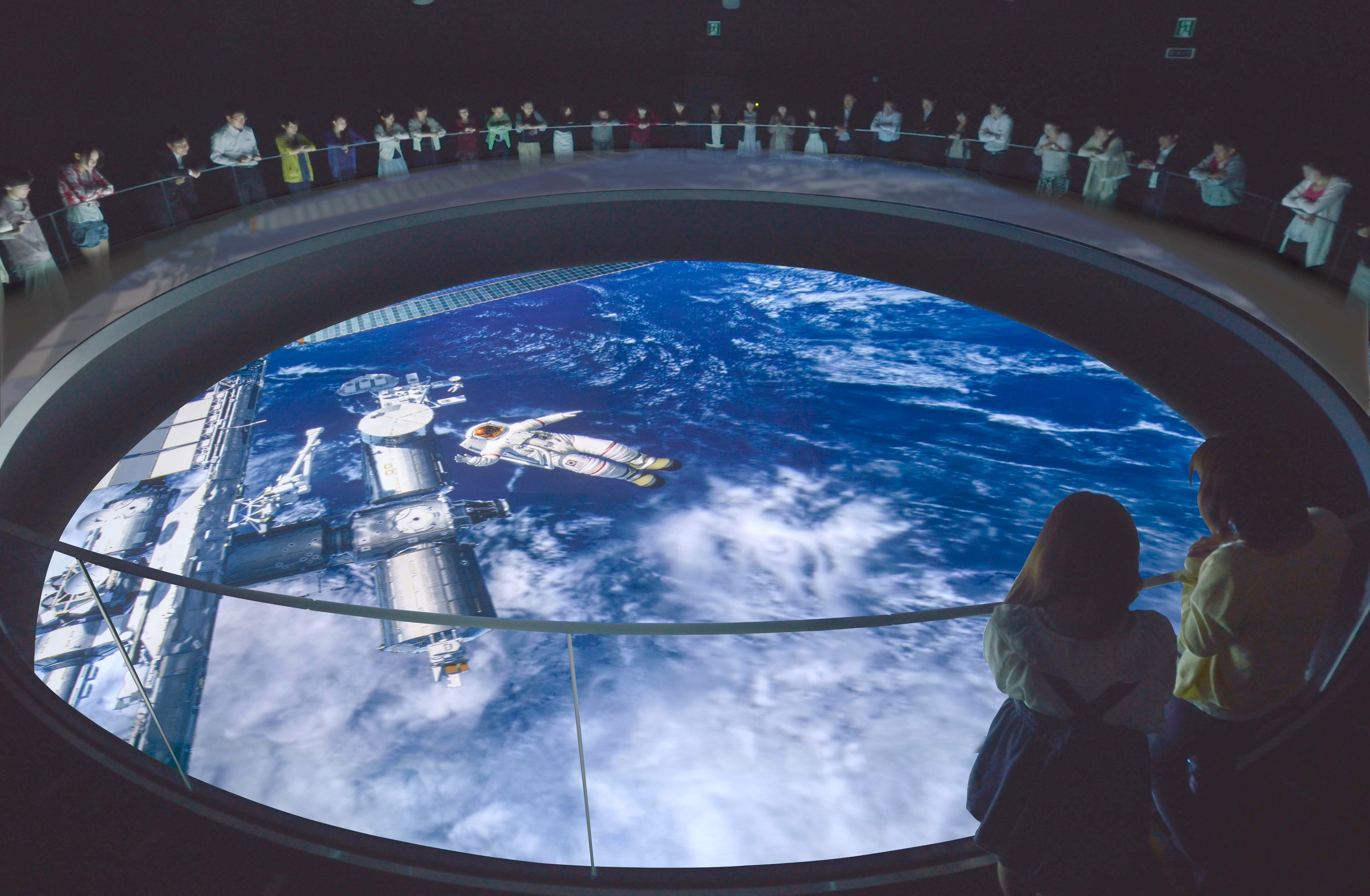 東京ドームシティの宇宙ミュージアムTeNQ（テンキュー）が3