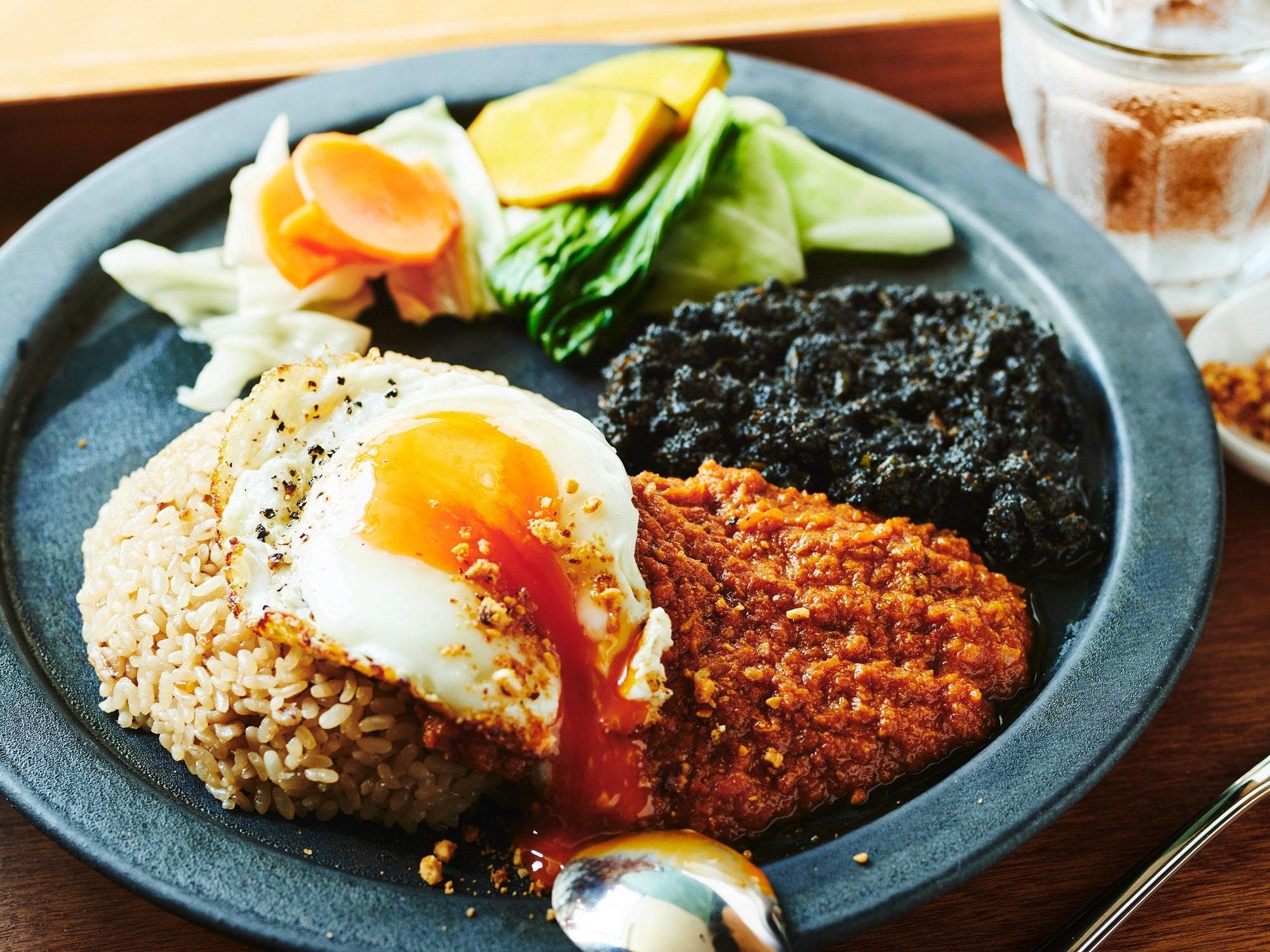 特製赤黒カレー