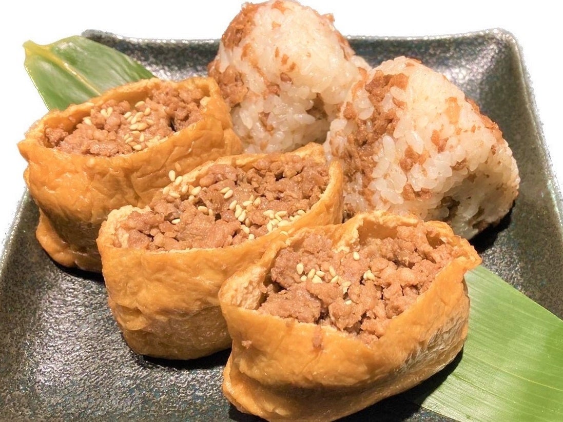 田村牛そぼろお稲荷(3ヶ) 田村牛そぼろおにぎり