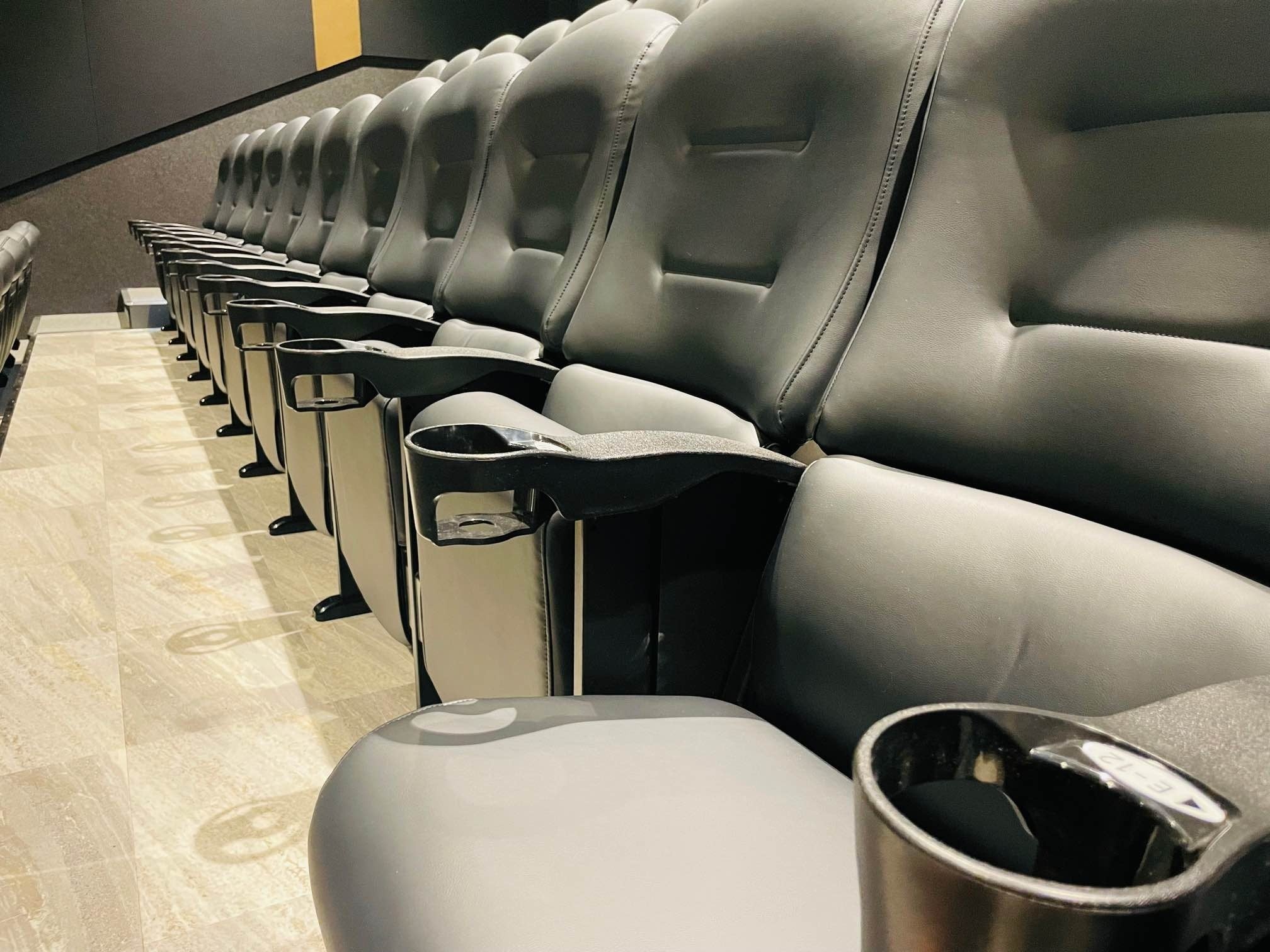 伏見ミリオン座（シアター4）