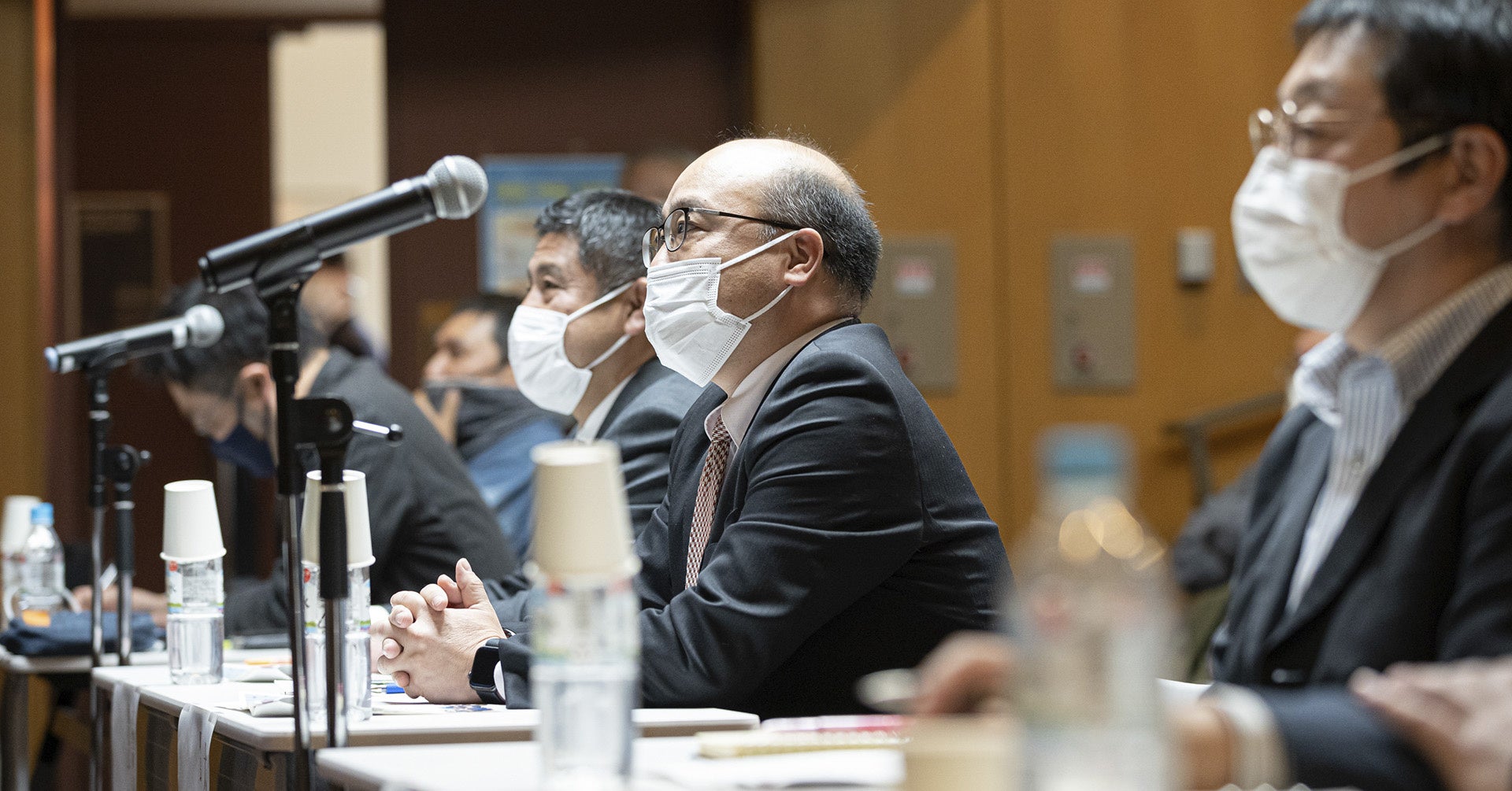 「PROTO OZORA」松川一正町長はじめ行政、民間、大学より構成された講評陣