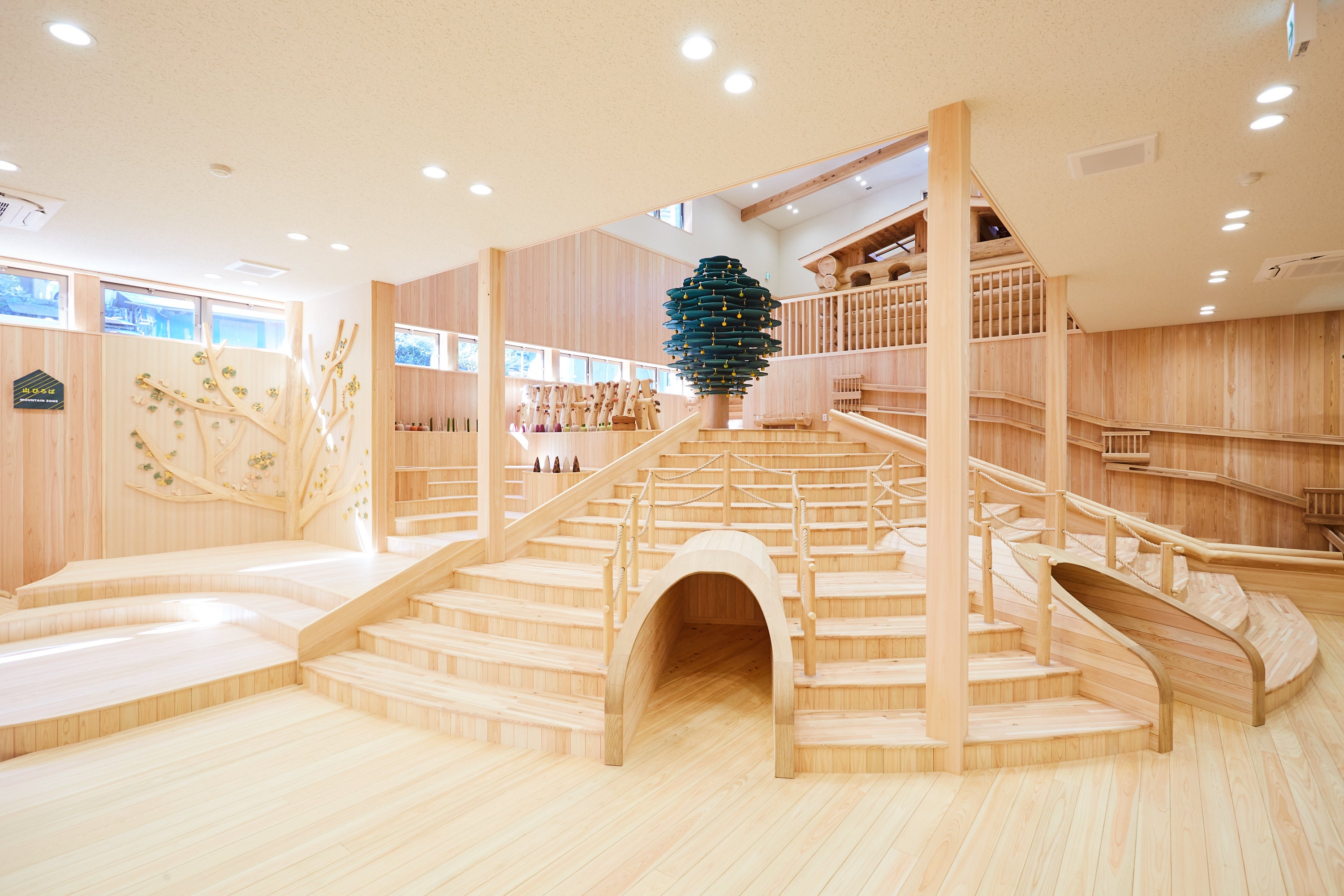 檜原森のおもちゃ美術館