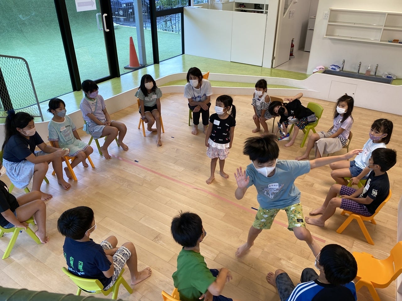 2022年夏休みのESR学童スクール(久喜DC)の演劇教室、レクリエーション、自主学習の様子