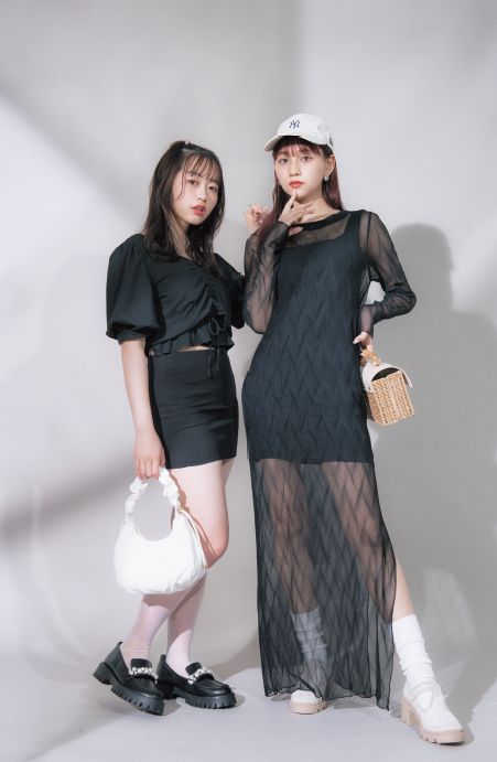 モノトーンを着こなすみちゅ＆みゆまる