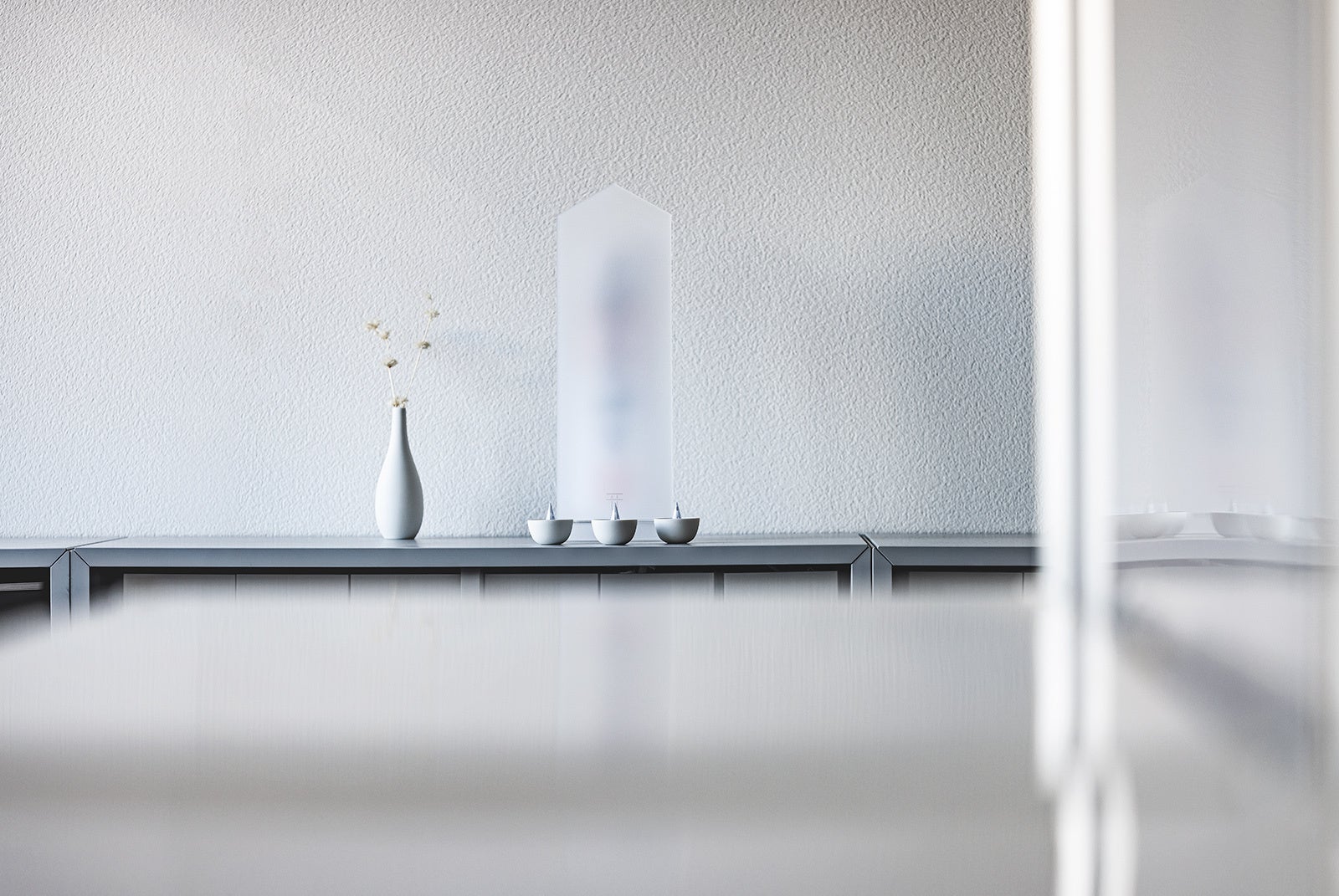 漢字が隠れると、洋風の空間にも上手くとけ込みます。