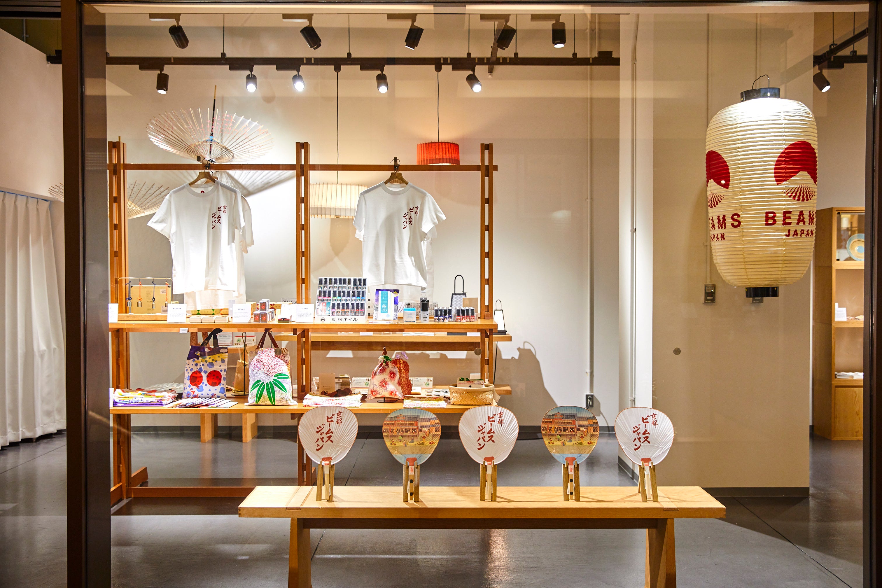 京都伝統工芸 写真集 The New Kyoto Crafts Movement 京都伝統工芸 写真集 The New Kyoto Crafts Movement - メルカリ