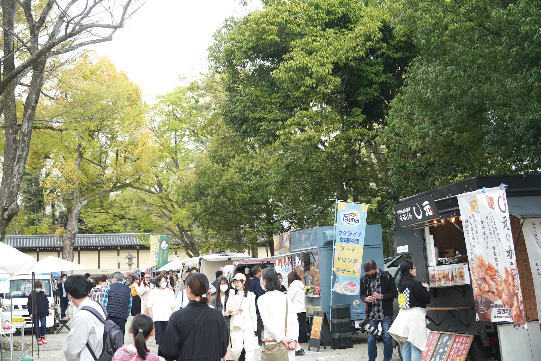 キッチンカー　※過去の開催風景です