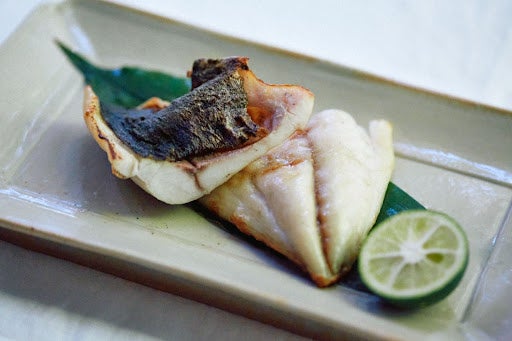 先行販売では即 完売 おいしく食べて 磯焼けを減らす 創業114年の老舗干物屋と未利用魚 アイゴ の干物を共同開発 豊後水道のアイゴ 一夜干し を販売開始 海と日本プロジェクト広報事務局のプレスリリース 先行販売では即 完売 おいしく食べて 磯焼けを減らす 創業114年の老舗干物屋と未利用魚 アイゴ の干物を共同開発 豊後水道のアイゴ 一夜干し を販売開始 海と日本プロジェクト広報事務局のプレスリリース