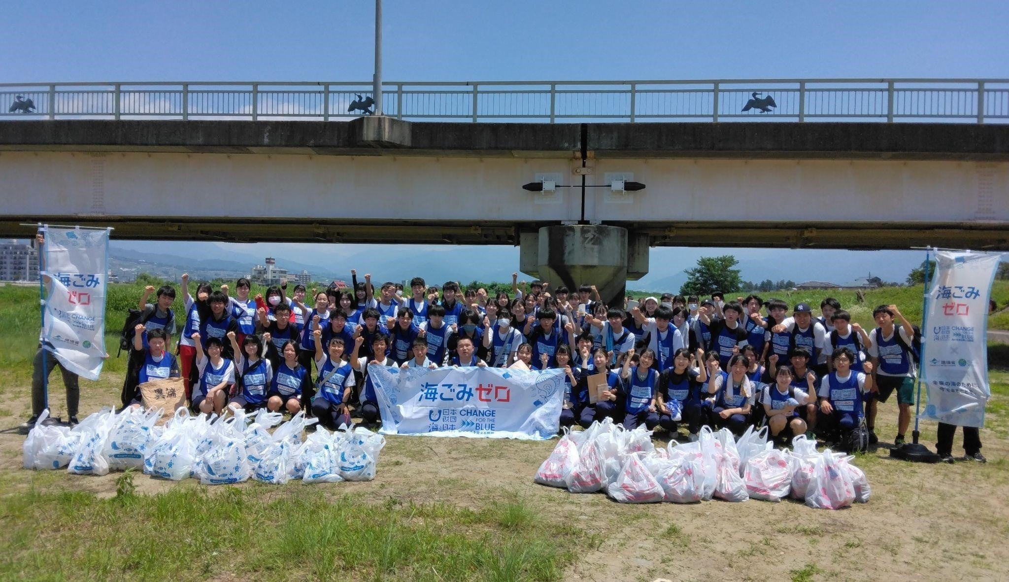 参加29チームで集めたごみの量は圧巻の100kg超え！