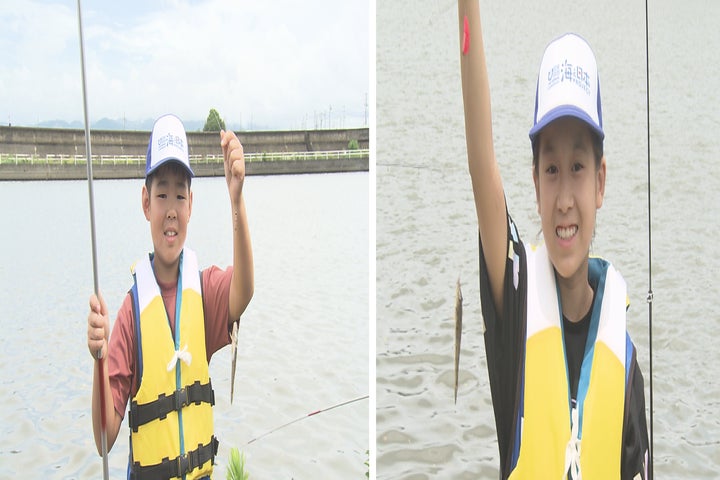 （写真）夏のイベントでハゼ釣りに挑戦した小学生たち。見事、大きいハゼが釣れました！