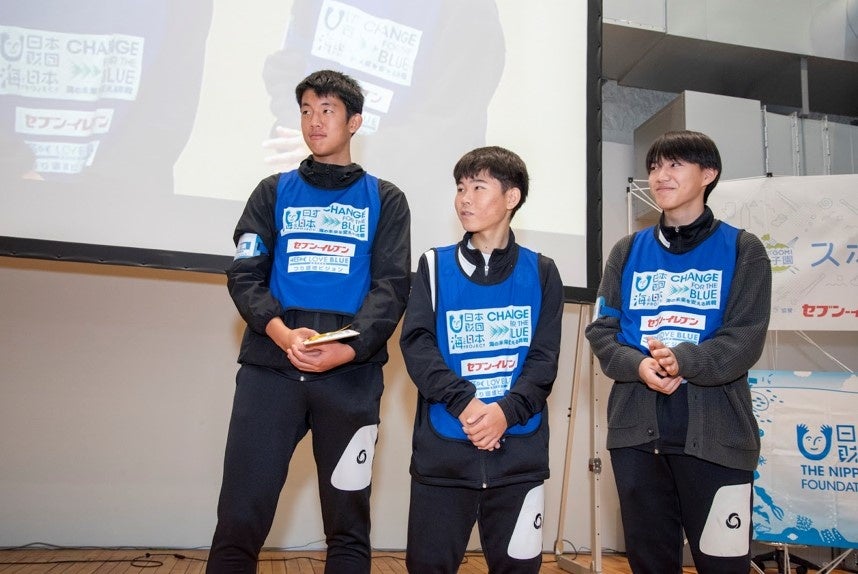 LOVE BLUE賞 鳥取県代表「鳥商サッカー部オムライス」
