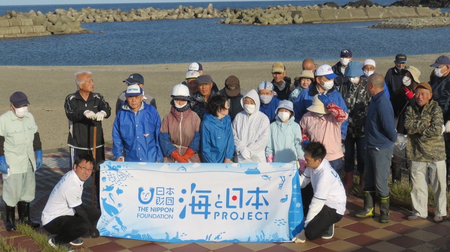 ▲本年度もバリアフリービーチ事業を実施する「マリンパーク鼠ヶ関」海水浴場担当班