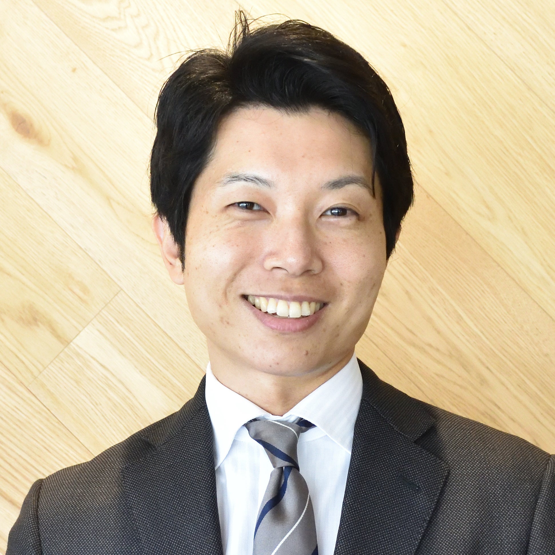 トリニティ・テクノロジー株式会社 執行役員 司法書士　梶原 隆央