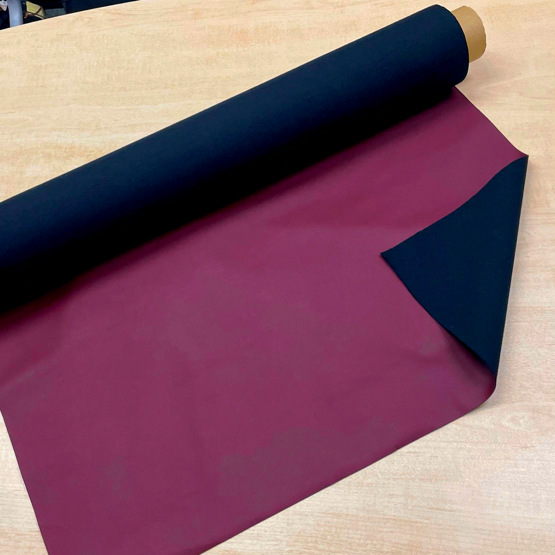 国産初のアップルレザー製品「りんごレザー®」長尺試作生地（2022年6月）