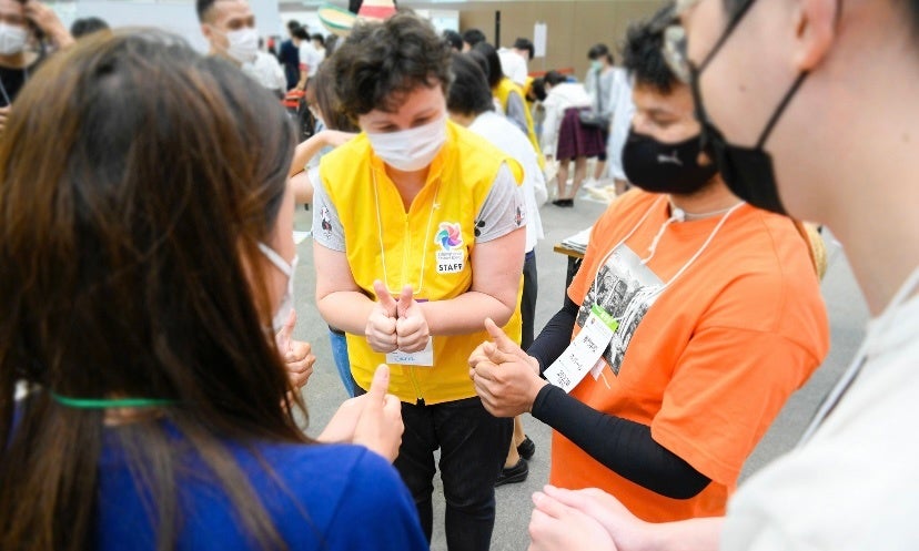 ボランティア学生主催の国際交流コーナー