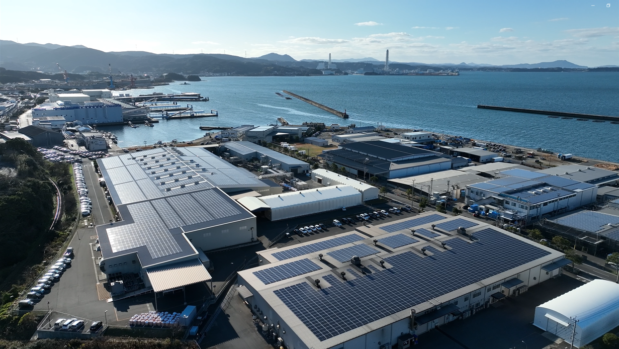 住商ｴｱﾊﾞｯｸﾞ･ｼｽﾃﾑｽﾞ株式会社 第 1･2 工場、第3工場、屋根上太陽光パネル
