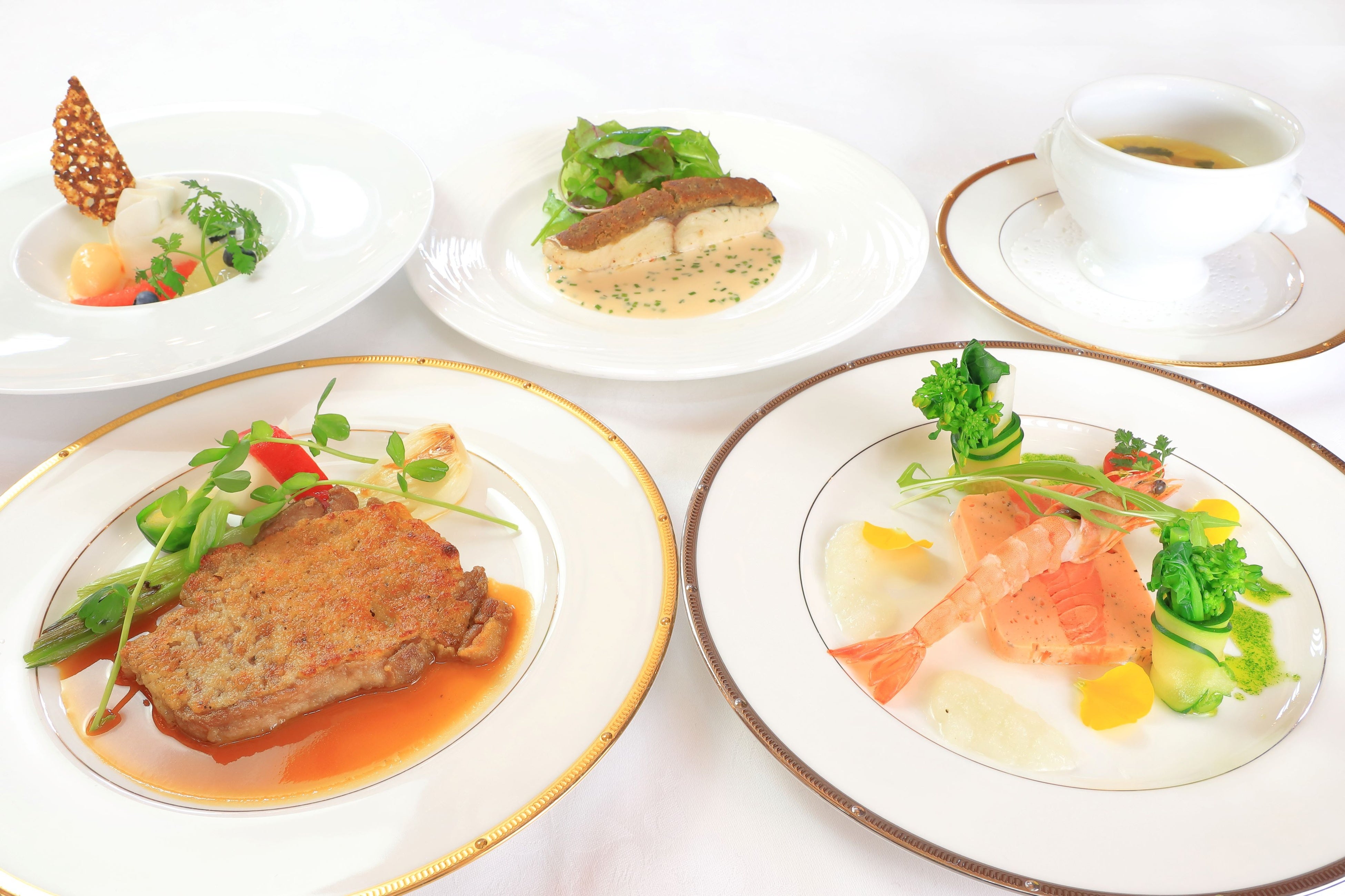 リフェクトリー会場シーズナルディナー