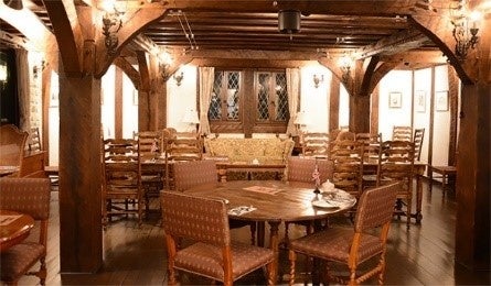 ▲ アスコットティールーム 内観