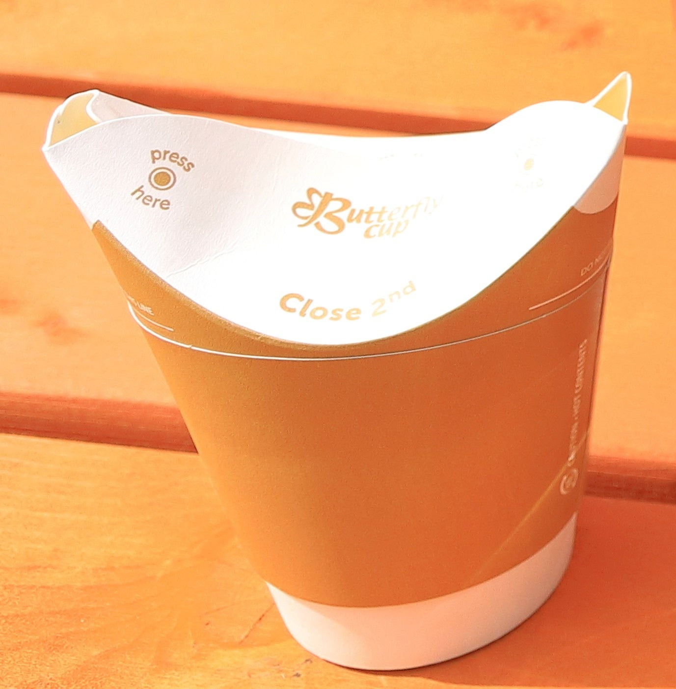 ▲バタフライカップ