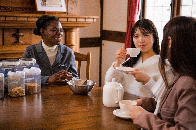 ティーブレンディングの様子