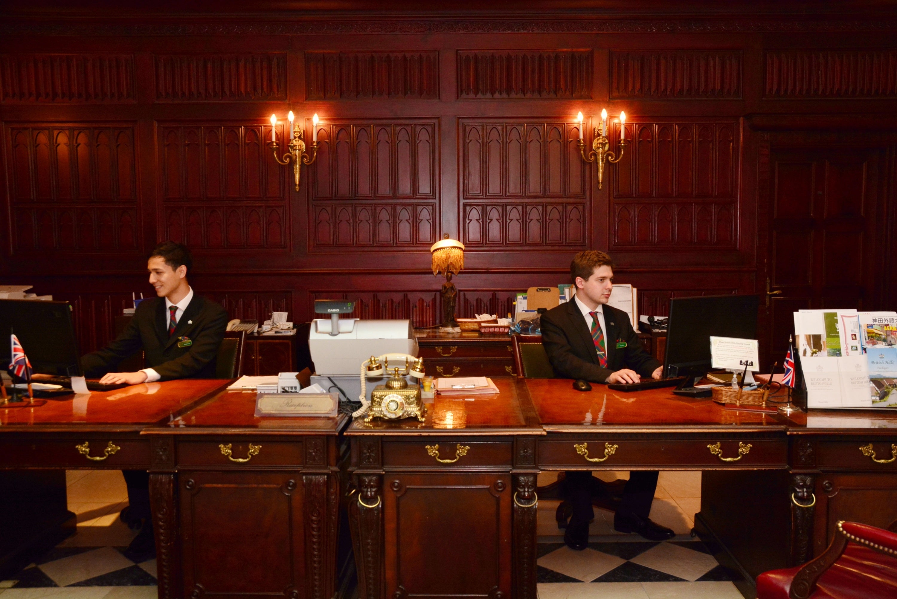 マナーハウス内のレセプション(受付)