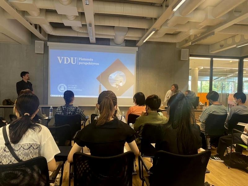 昨年度の様子(海外研修)