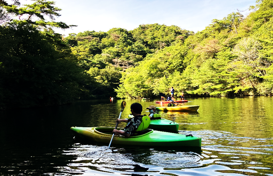 [カヤック（湖面活用のイメージ）]