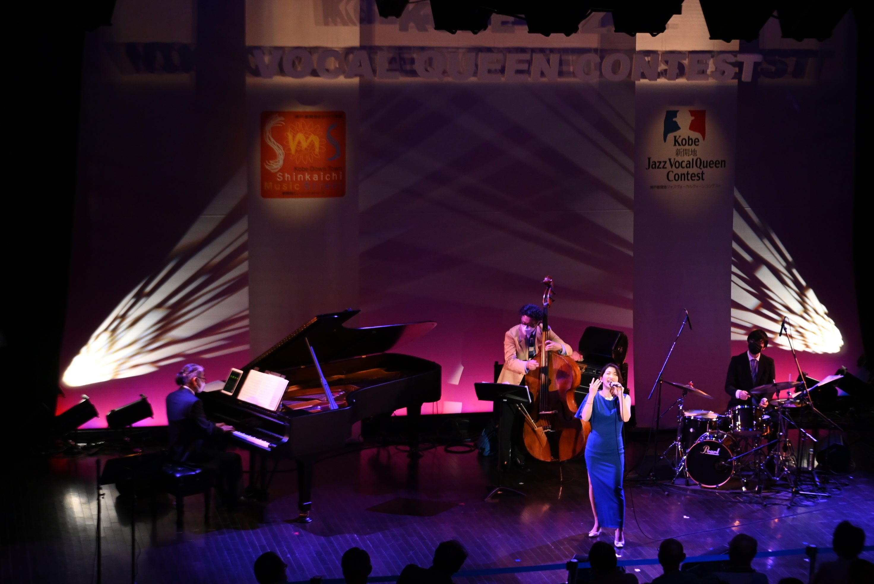 「第21回神戸新開地ジャズヴォーカルクィーンコンテスト」グランプリ受賞者