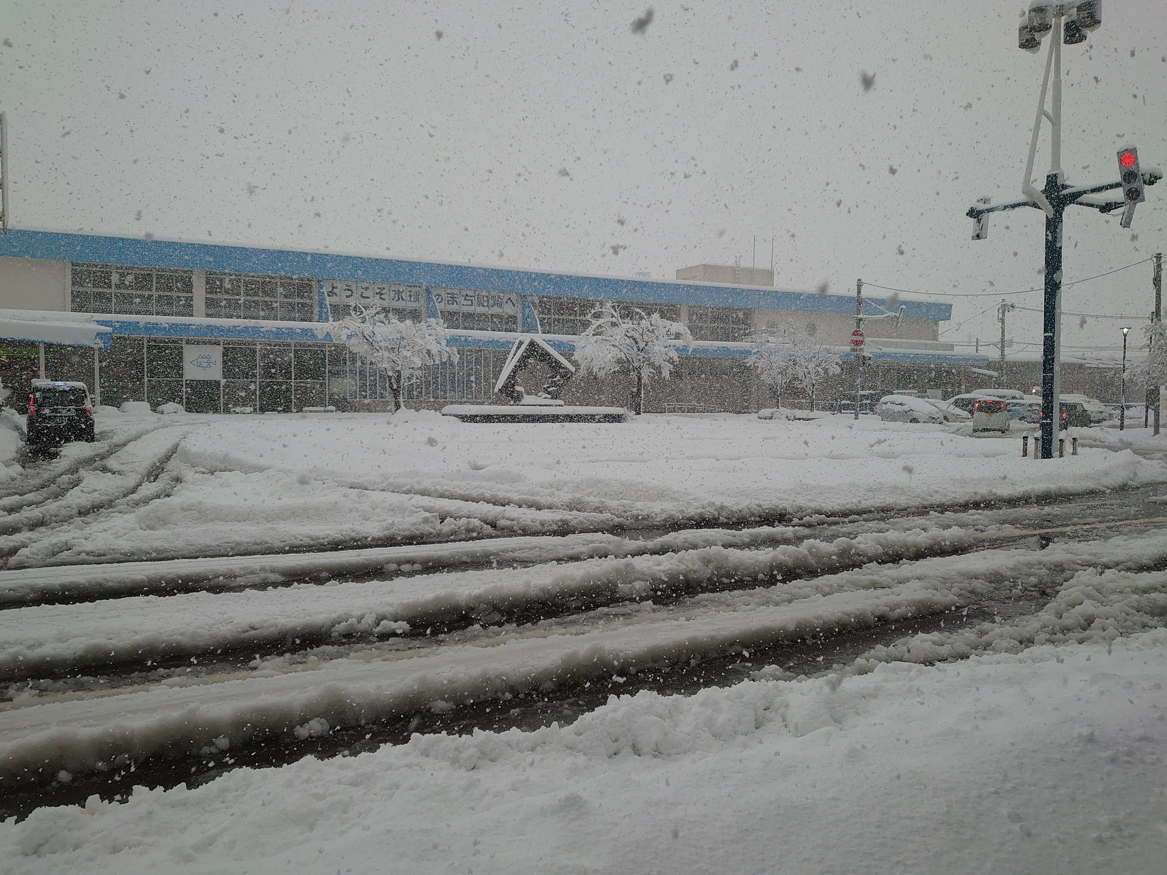 冬場の柏崎駅前