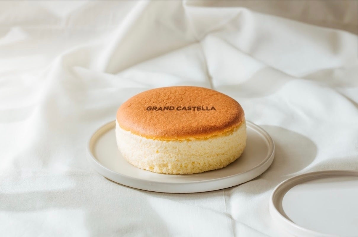 スフレチーズケーキ (税込 1,080円)