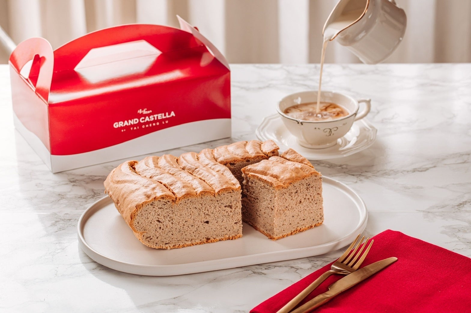 アールグレイカステラ(税込 1,380円) 10月より名古屋サカエチカ店で取扱予定