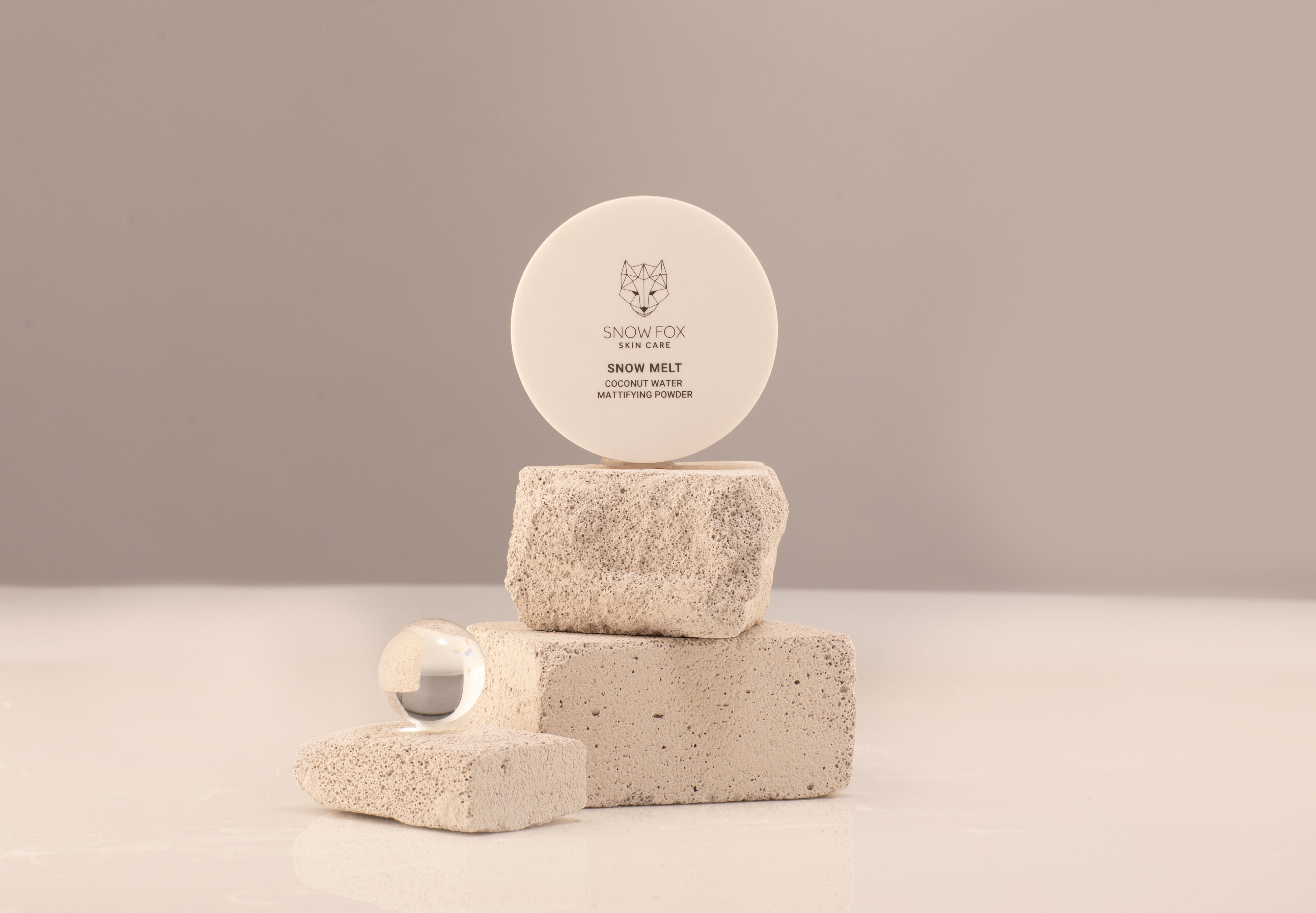 化粧崩れ知らずのマット肌に