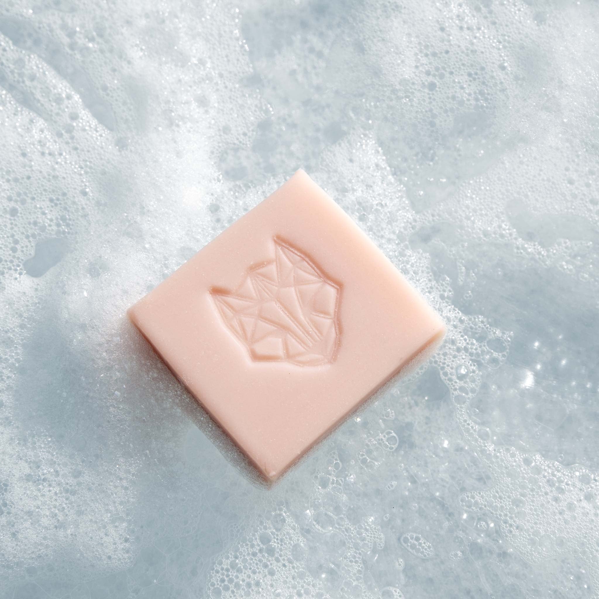 ふんわりボリュームをサポートするボリュームアップバー