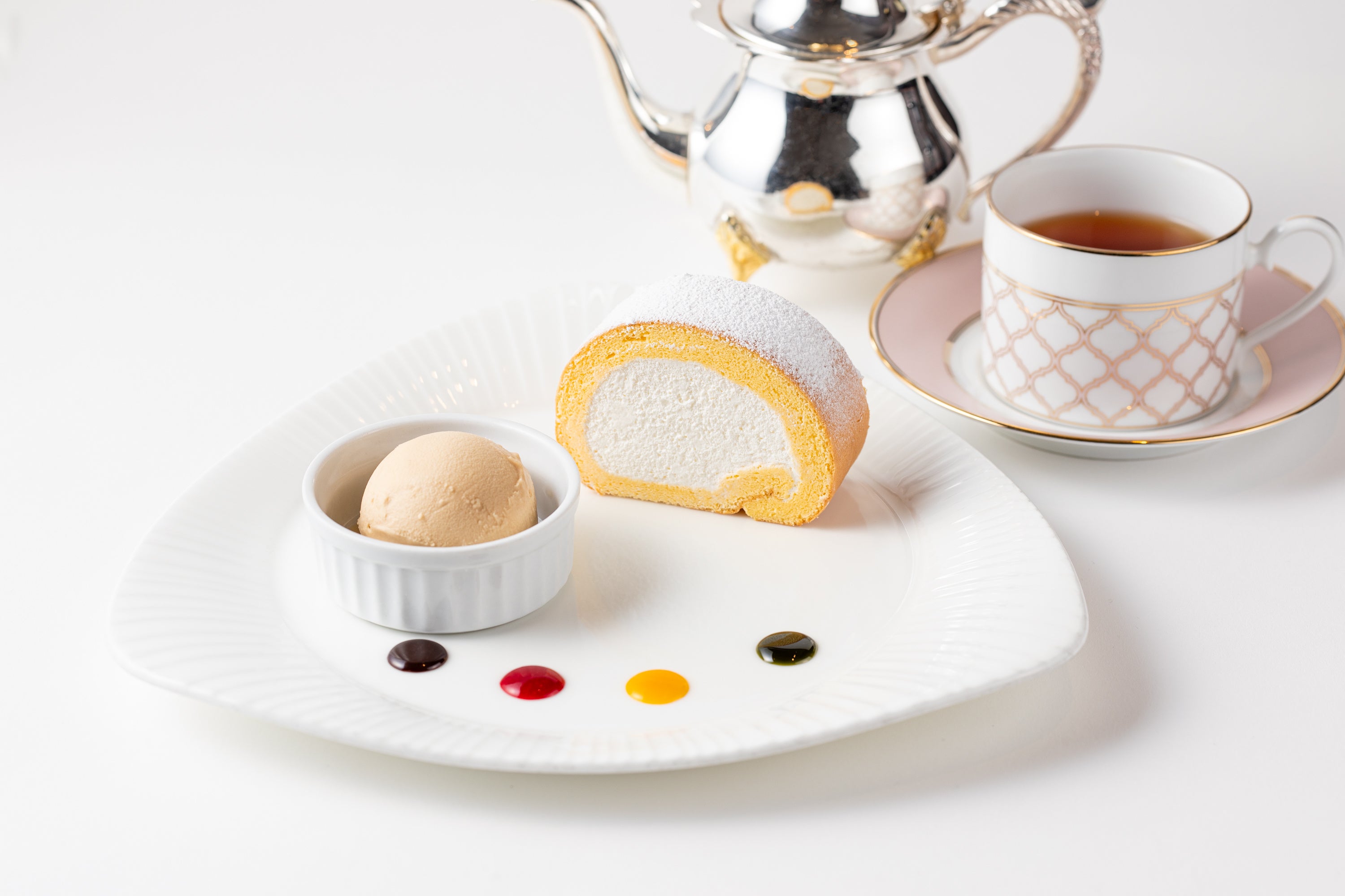 堂島ロール＆ジェラートセット 1,298円(税込)