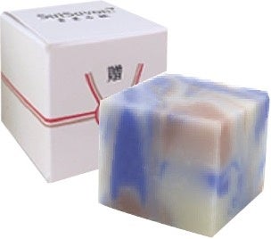 ボタニカルハンドメイドCUBE石鹸